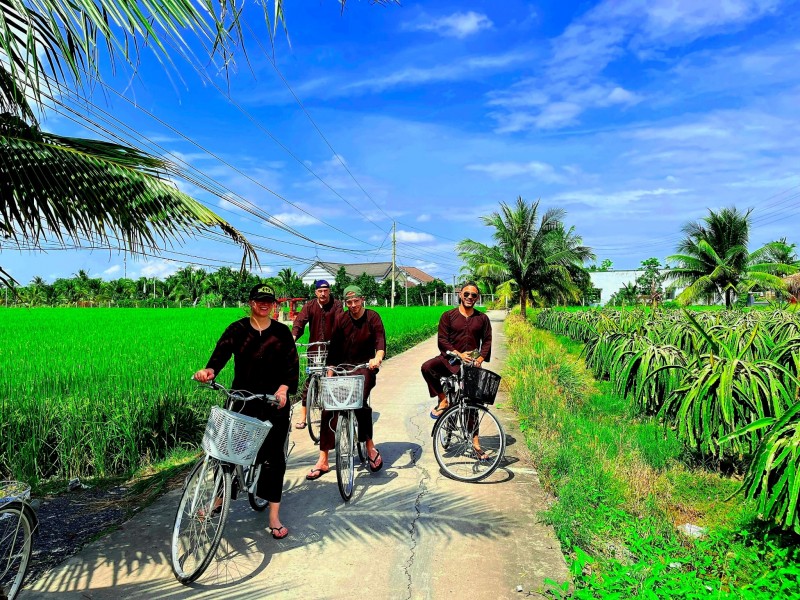 MK07: MEKONG ONE DAY TOUR - BEN TRE COCONUT KINGDOM