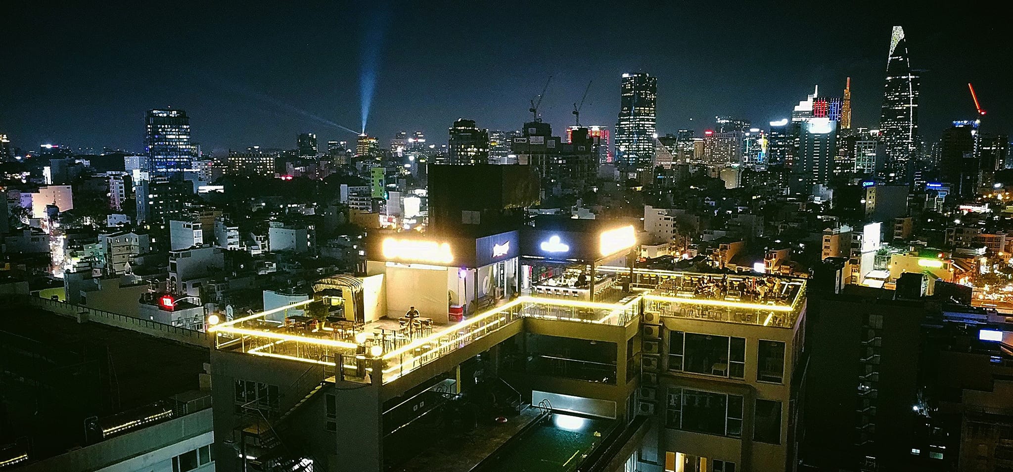 rooftop bar