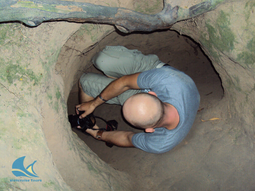 cu chi tunnel 1