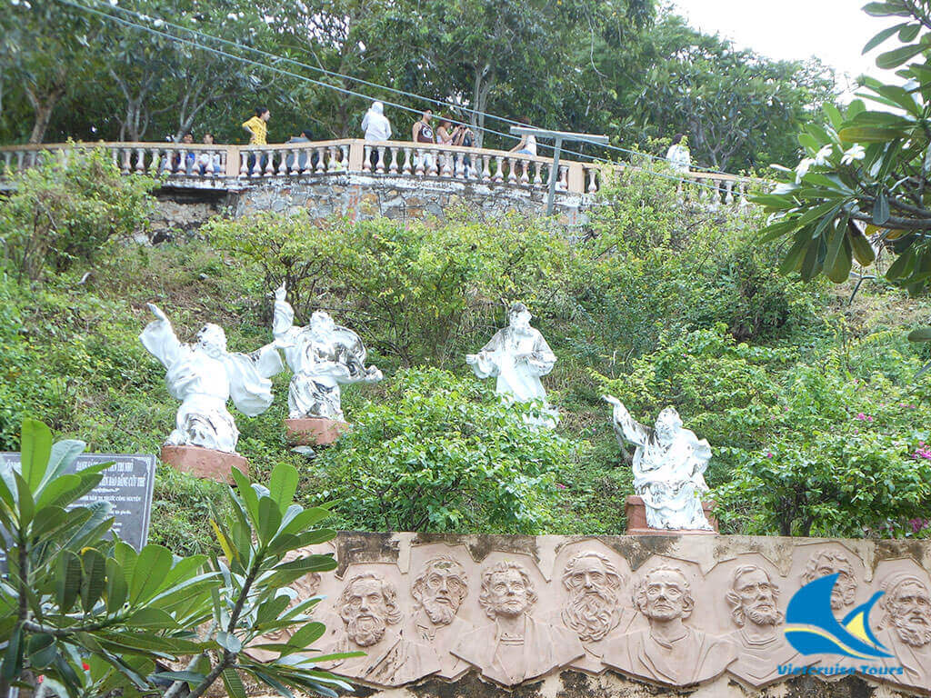 ST03: CHARMFUL 5 DAYS VIETNAM PACKAGE