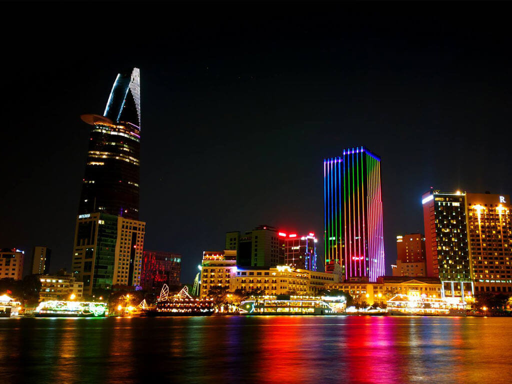 ST03: CHARMFUL 5 DAYS VIETNAM PACKAGE
