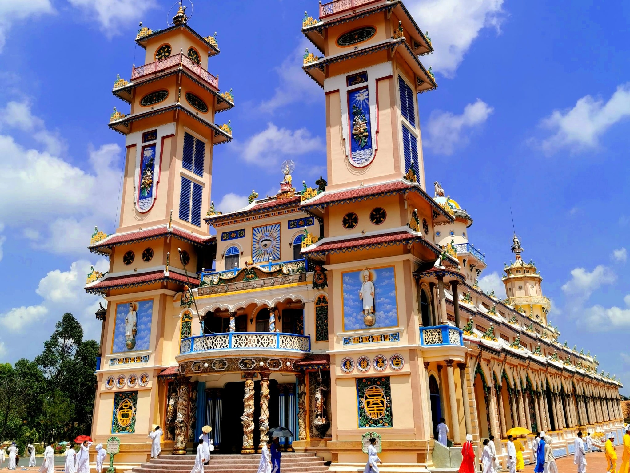 ST01: CLASSIC SOUTHERN VIETNAM PACKAGE TOUR