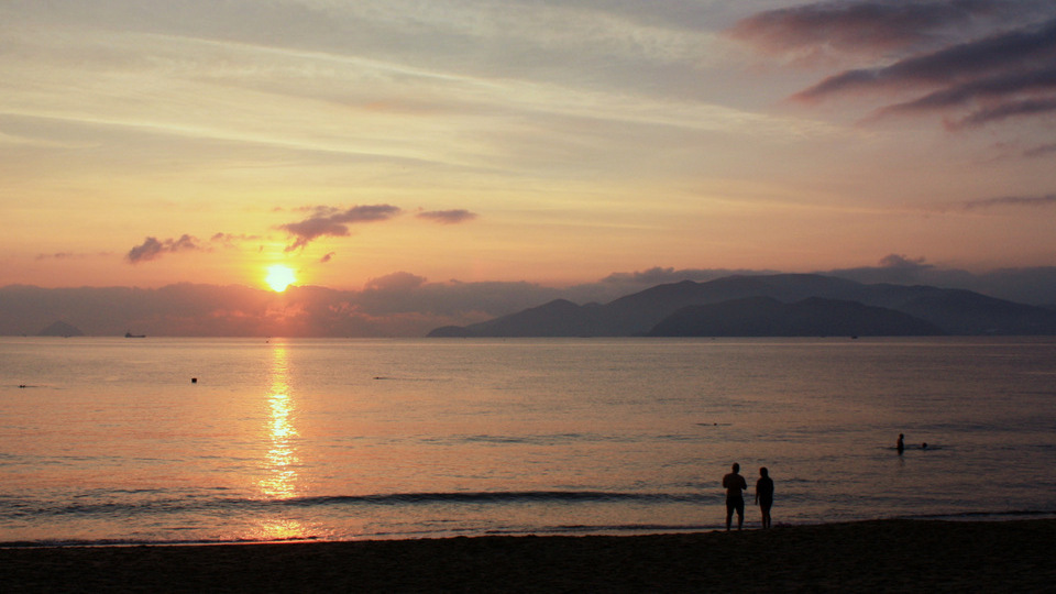 NT04: NHA TRANG EMPERIOR SUNSET CRUISE TOUR