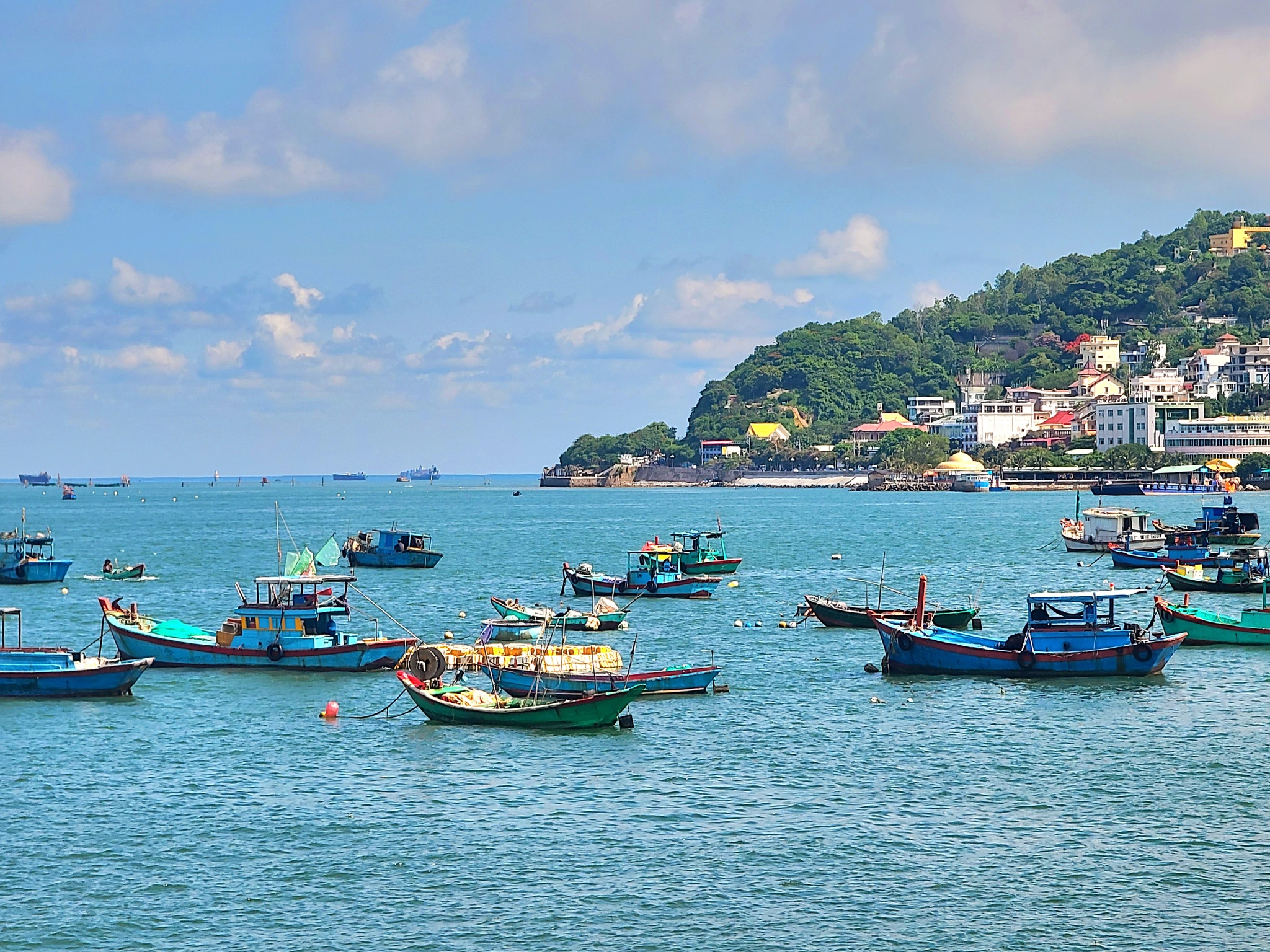 SG09: 头顿海滩游一天