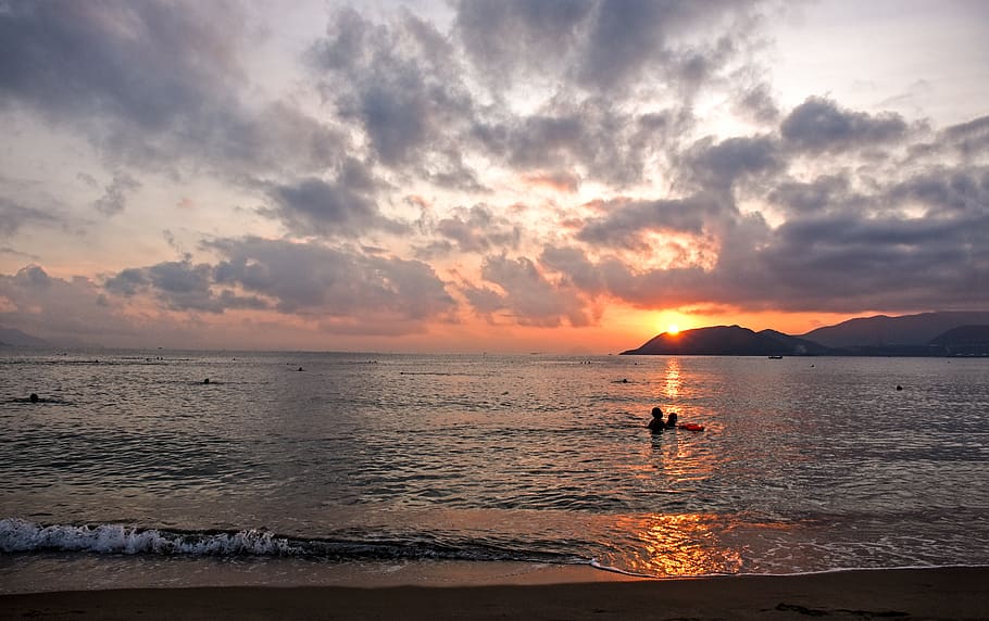 NT04: NHA TRANG EMPERIOR SUNSET CRUISE TOUR