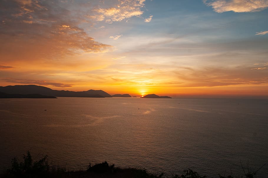 NT04: NHA TRANG EMPERIOR SUNSET CRUISE TOUR