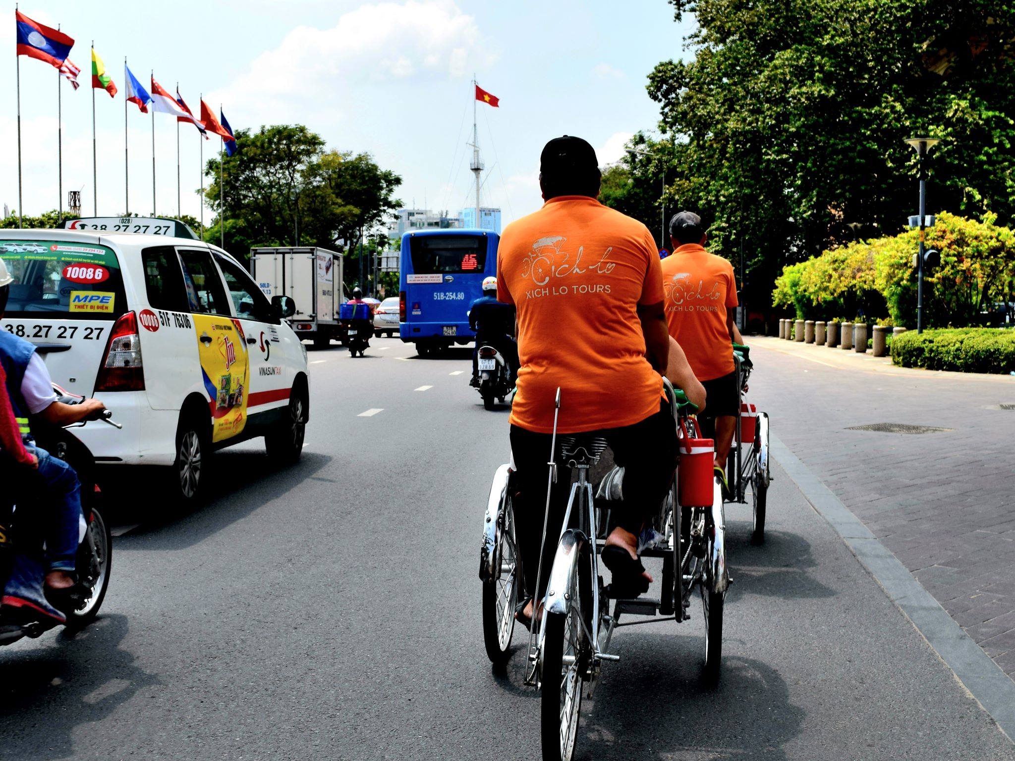 SG01: 一天探索西贡的三轮车游