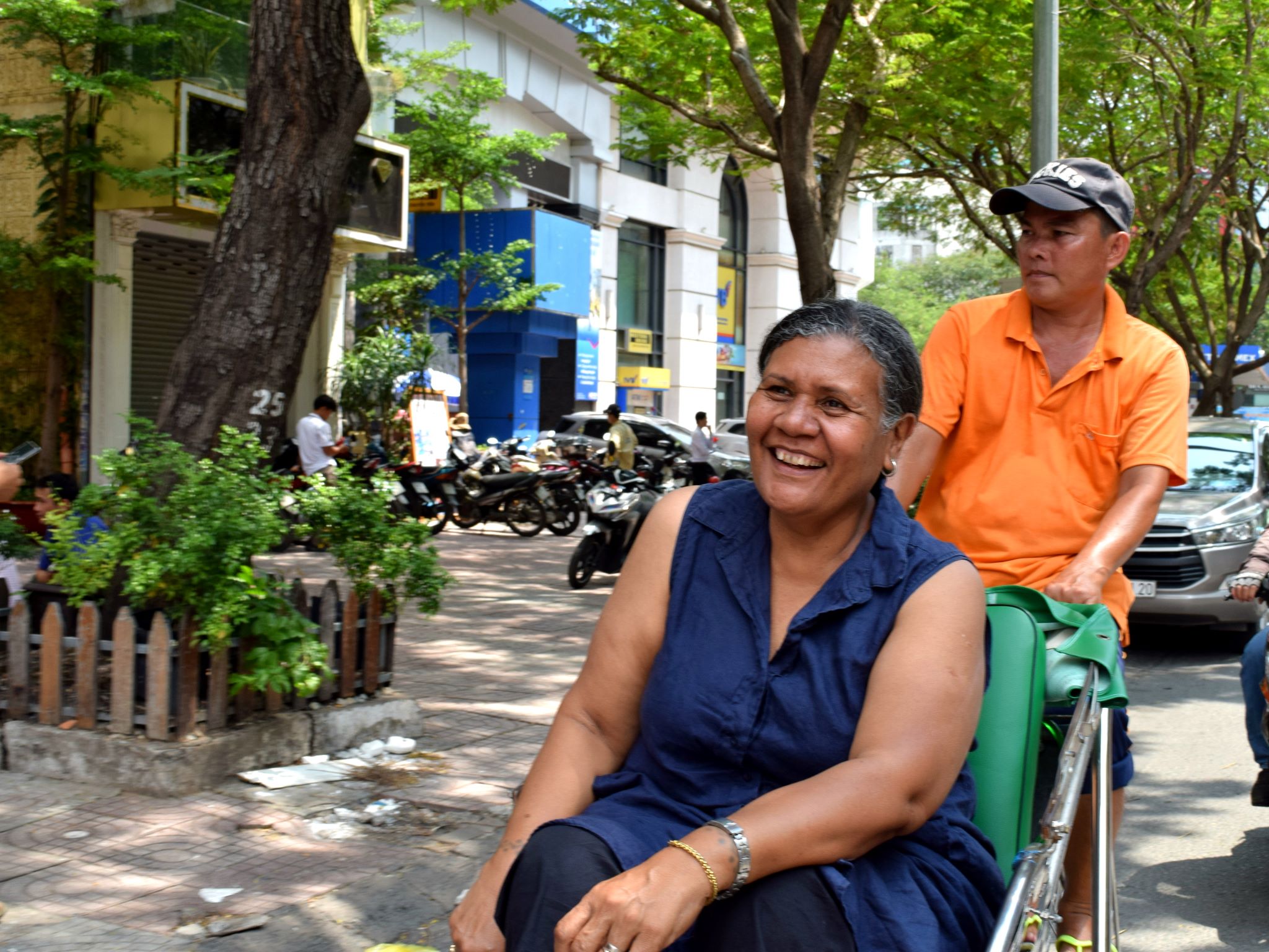 SG01: 一天探索西贡的三轮车游