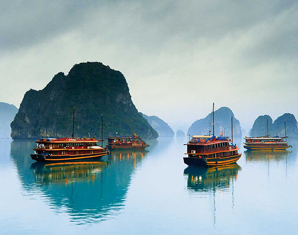 Banner Ha Long Bay