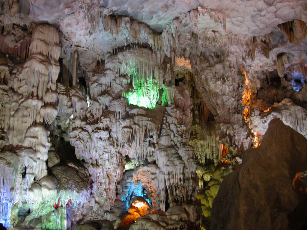 HL12: 帝国船屋一日游